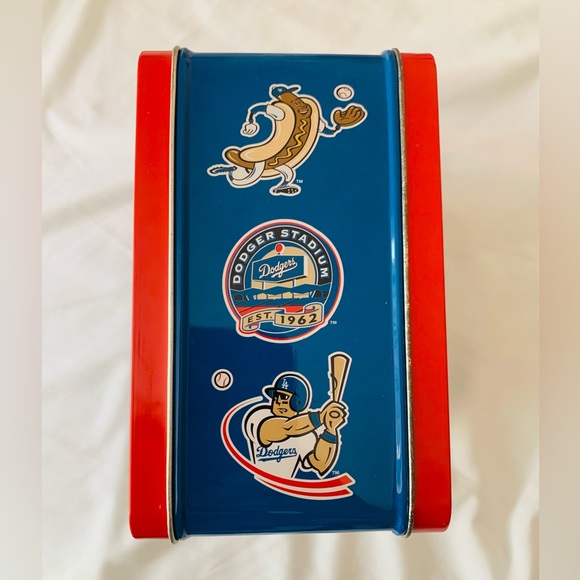 MLB Vintage 1999 Los Angeles LA Dodgers Heroes Collectible Metal Tin Lunchbox - Picture 2 of 4